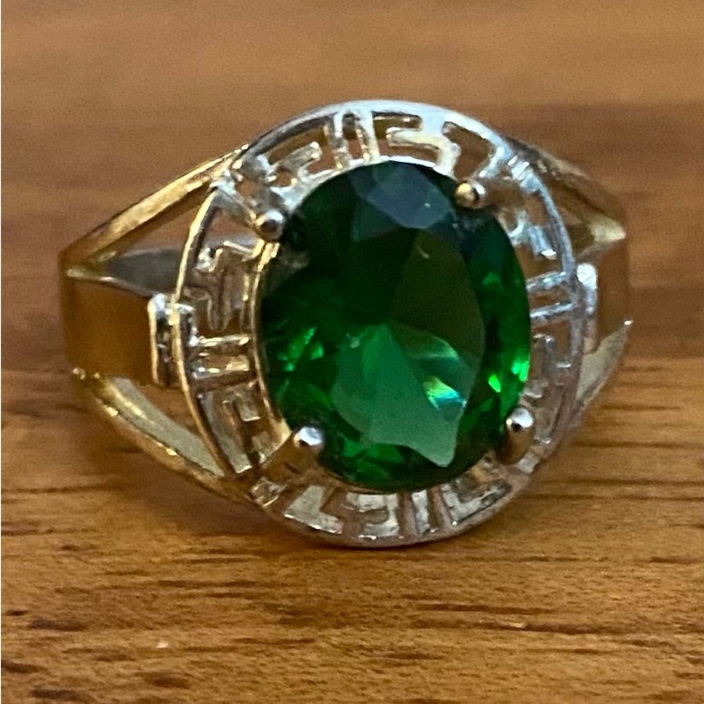 Copy - NEW 925SS Emerald green stone with Greek Key pattern